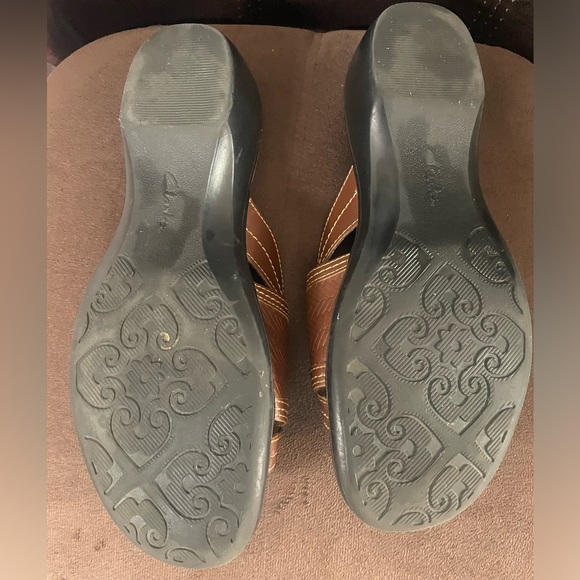 Clarks leather sandal - size 8 1/2 - Picture 2 of 5